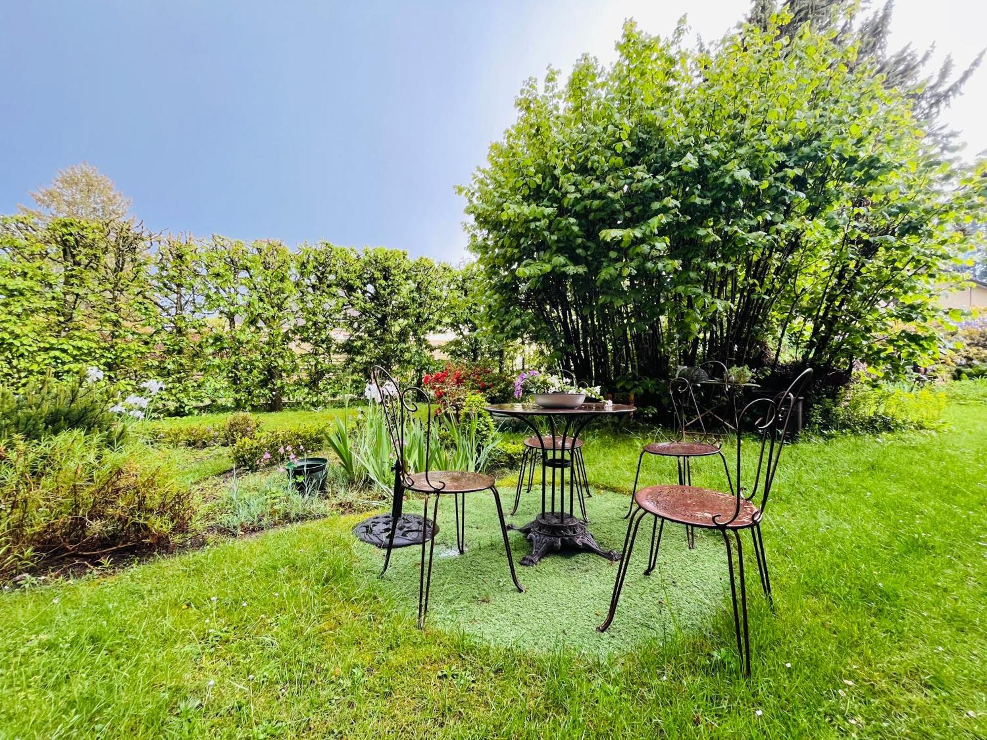 Bed and Breakfast Le Buisson De La Gariole Обиньи-сюр-Нер Экстерьер фото