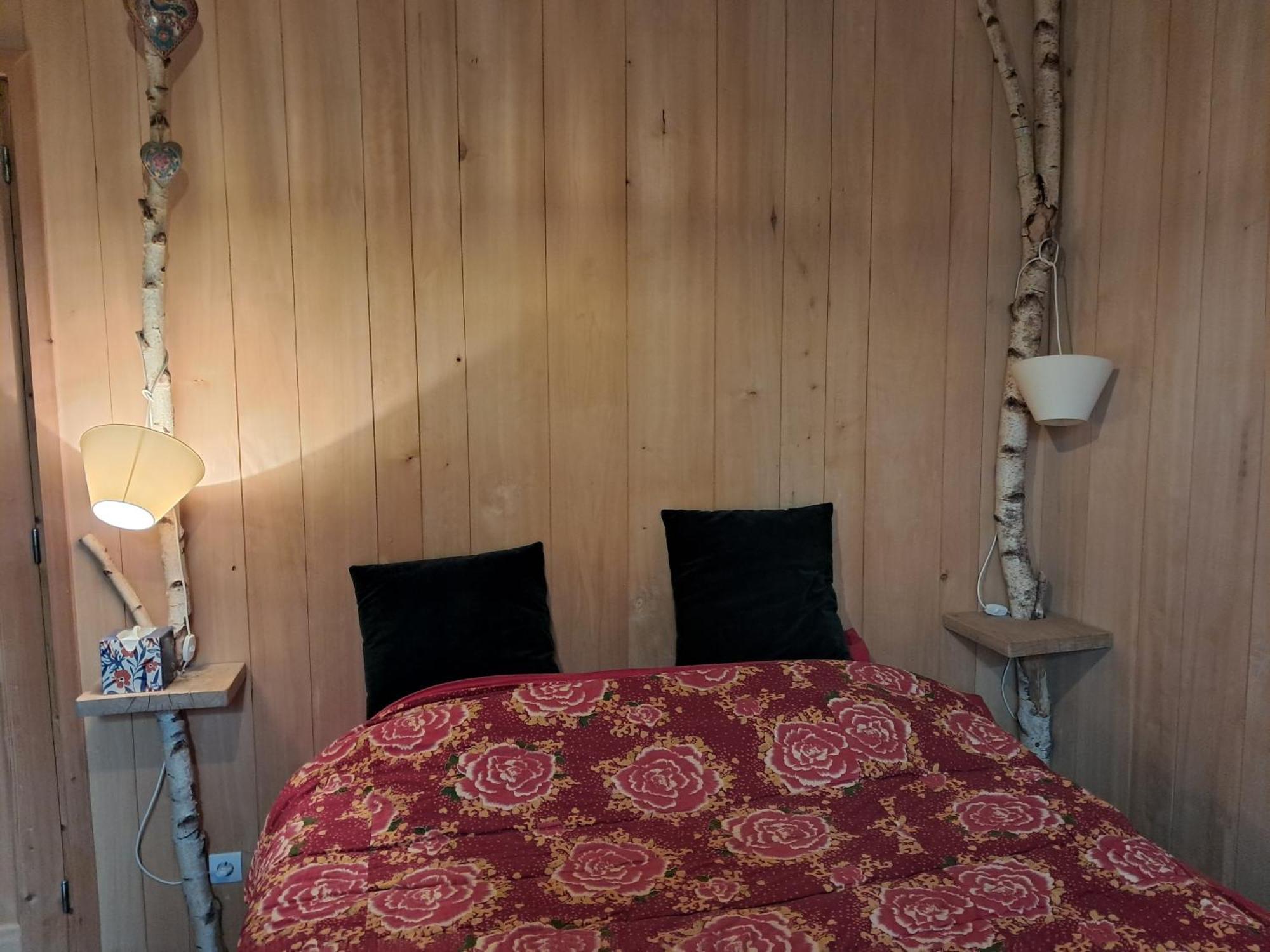 Bed and Breakfast Le Buisson De La Gariole Обиньи-сюр-Нер Экстерьер фото